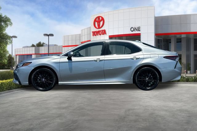Used 2024 Toyota Camry XSE FWD image 9