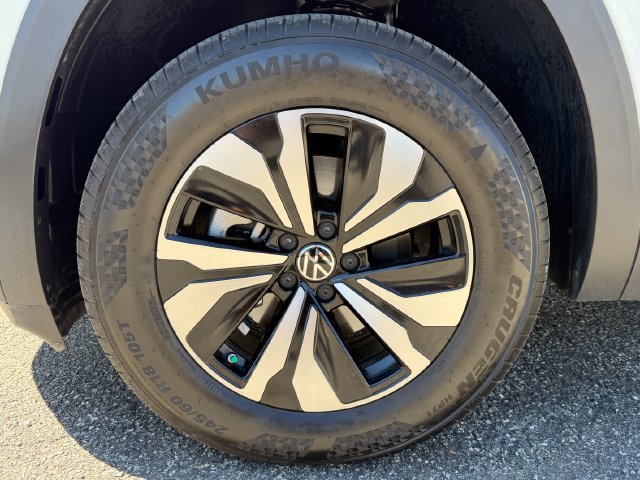 Used 2024 Volkswagen Atlas SE FWD image 10
