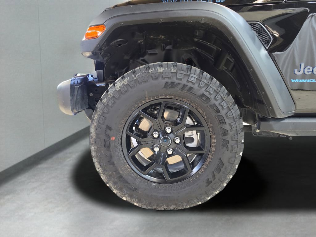 Used 2025 Jeep Wrangler Unlimited Sport S 4xe AWD/4WD image 25