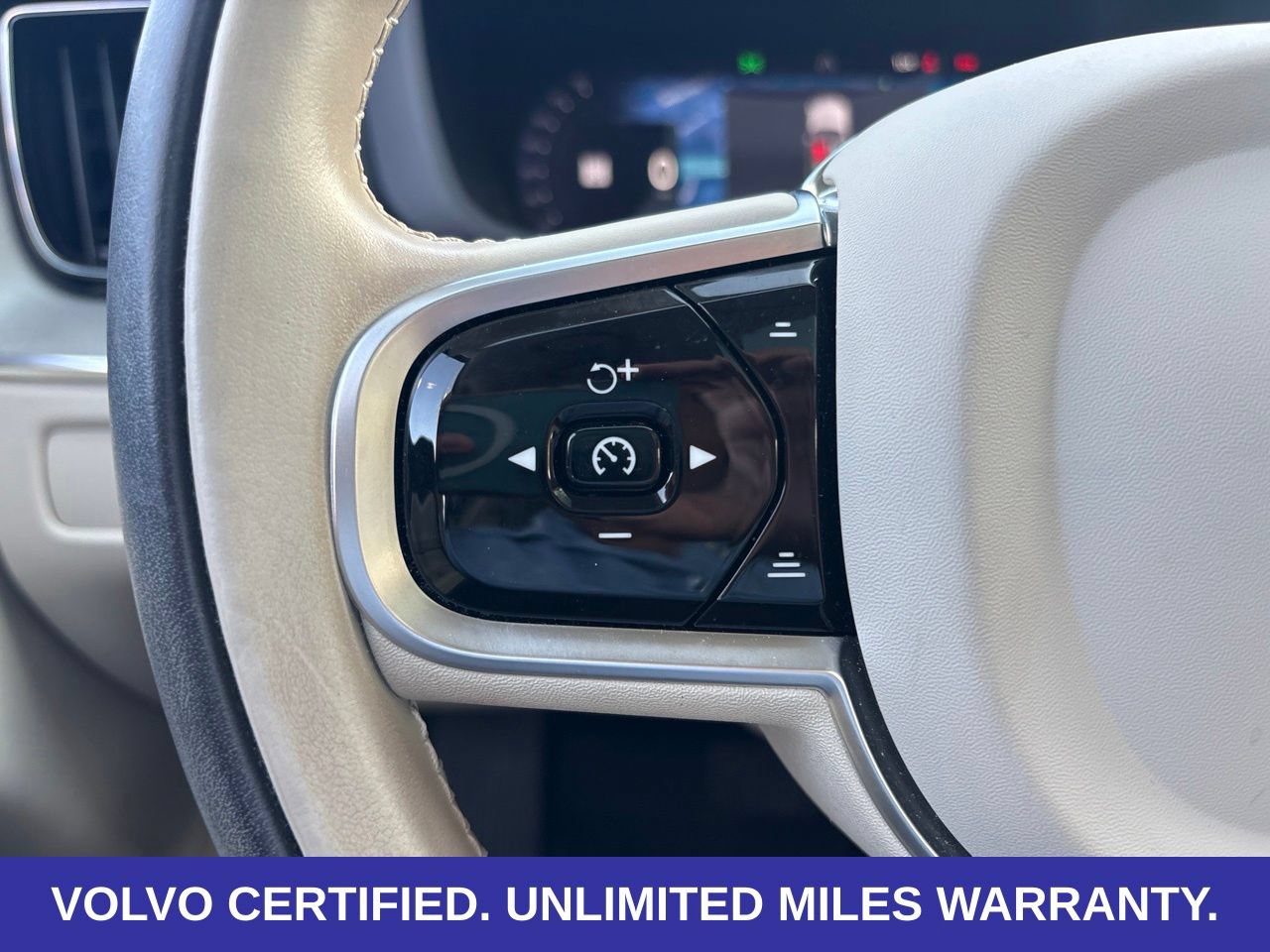 Certified 2024 Volvo XC60 B5 Plus w/ Protection Package Premier AWD/4WD image 24