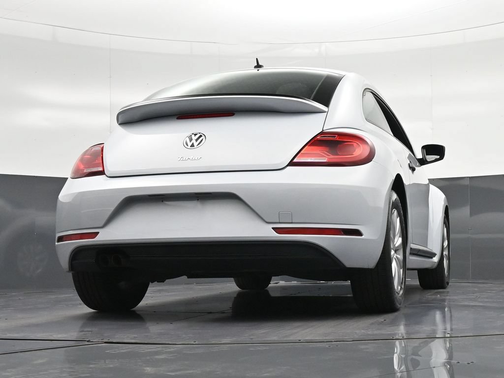 Used 2017 Volkswagen Beetle 1.8T S FWD image 17