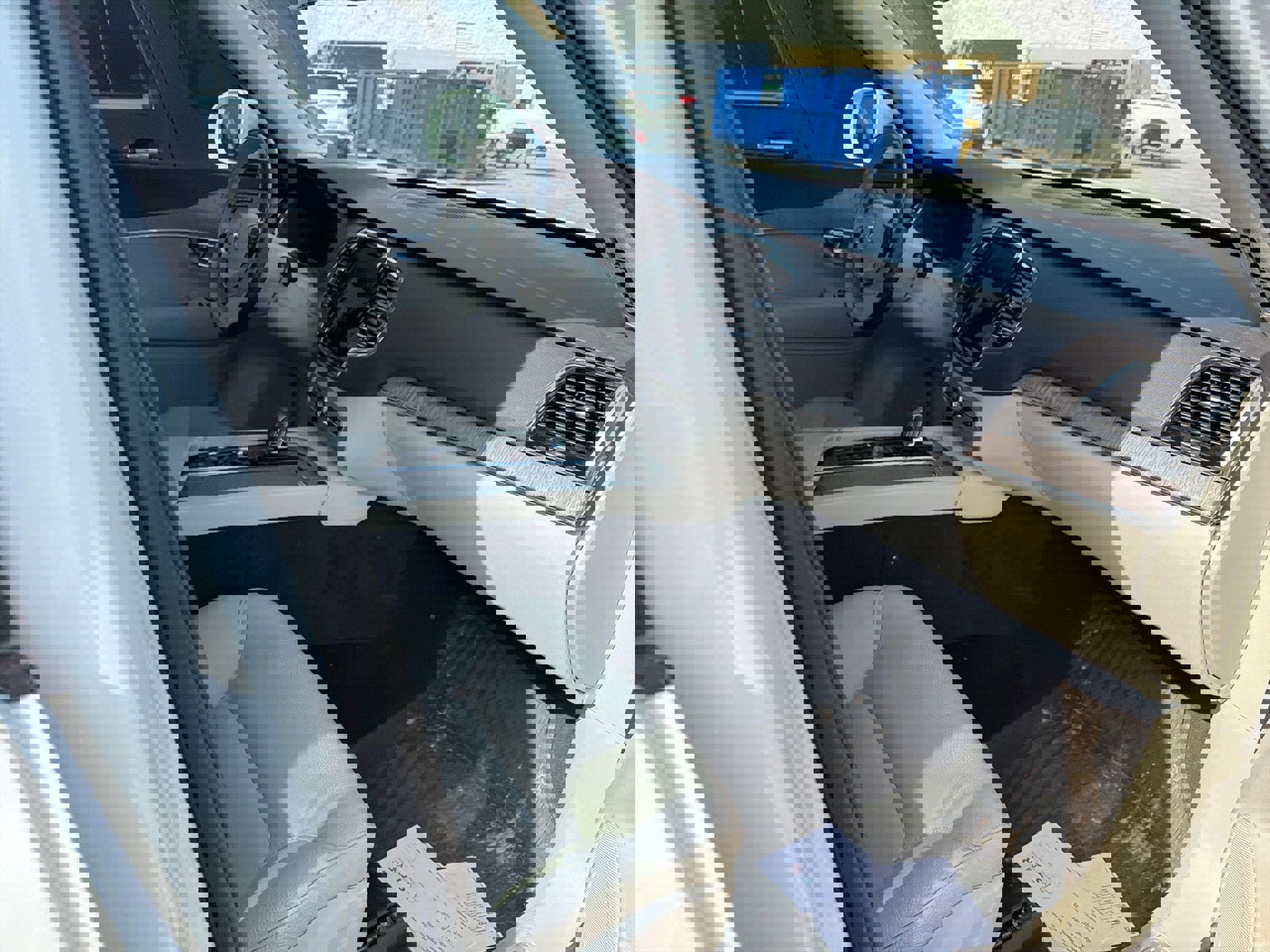 Used 2023 Volvo XC90 B6 Plus image 6