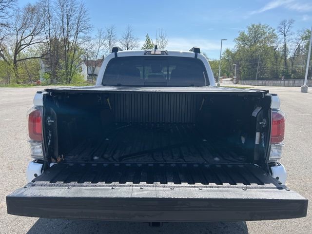 Used 2023 Toyota Tacoma TRD Sport w/ Technology Package AWD/4WD image 5