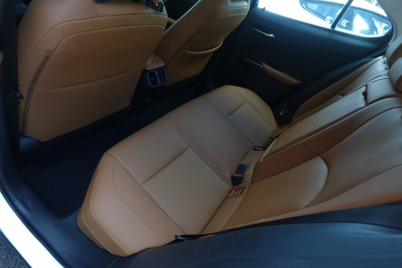 Used 2020 Lexus UX 200 w/ Premium Package FWD image 14