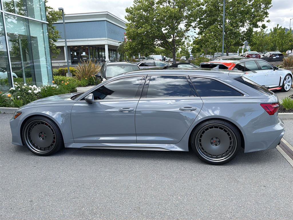 Used 2025 Audi RS 6 performance w/ Executive Package AWD/4WD image 7