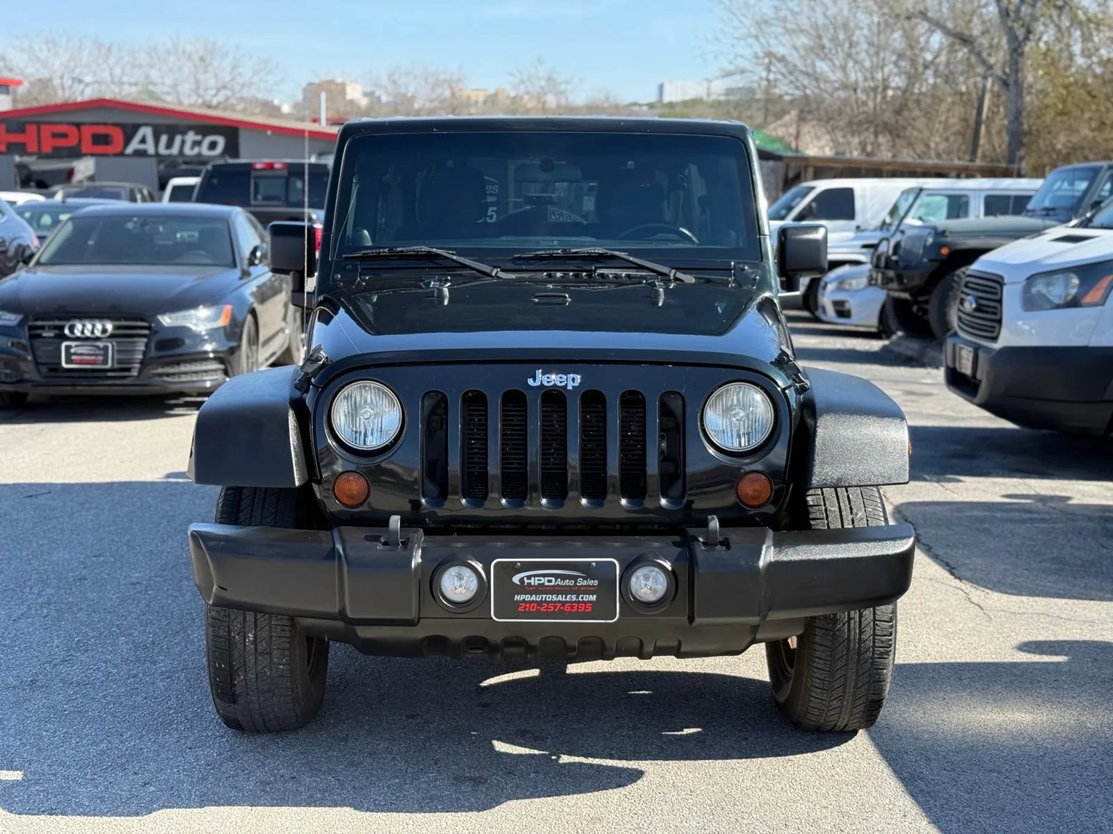 Used 2012 Jeep Wrangler Unlimited Sport AWD/4WD image 2