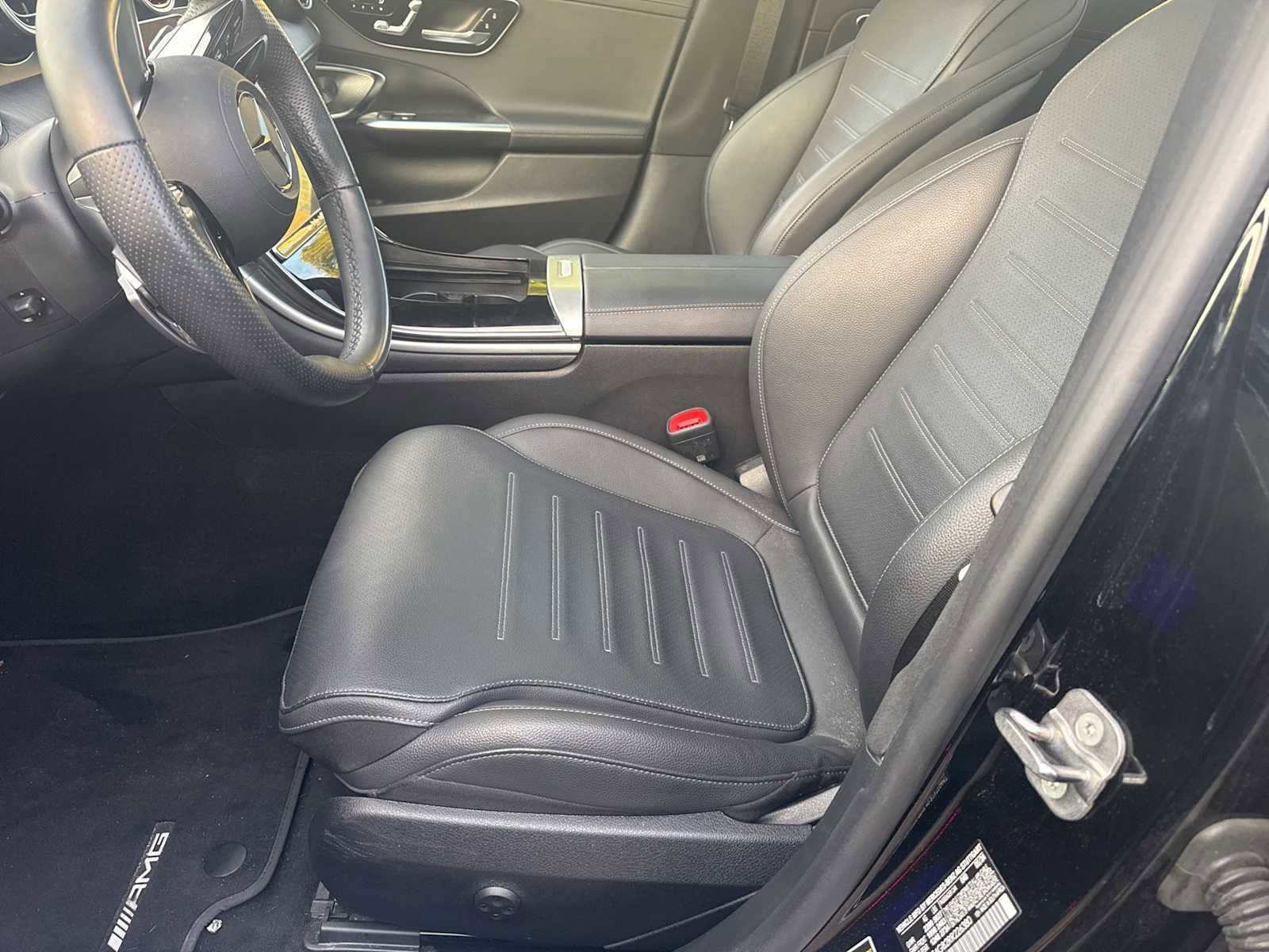 Used 2024 Mercedes-Benz C 300 Sedan image 7