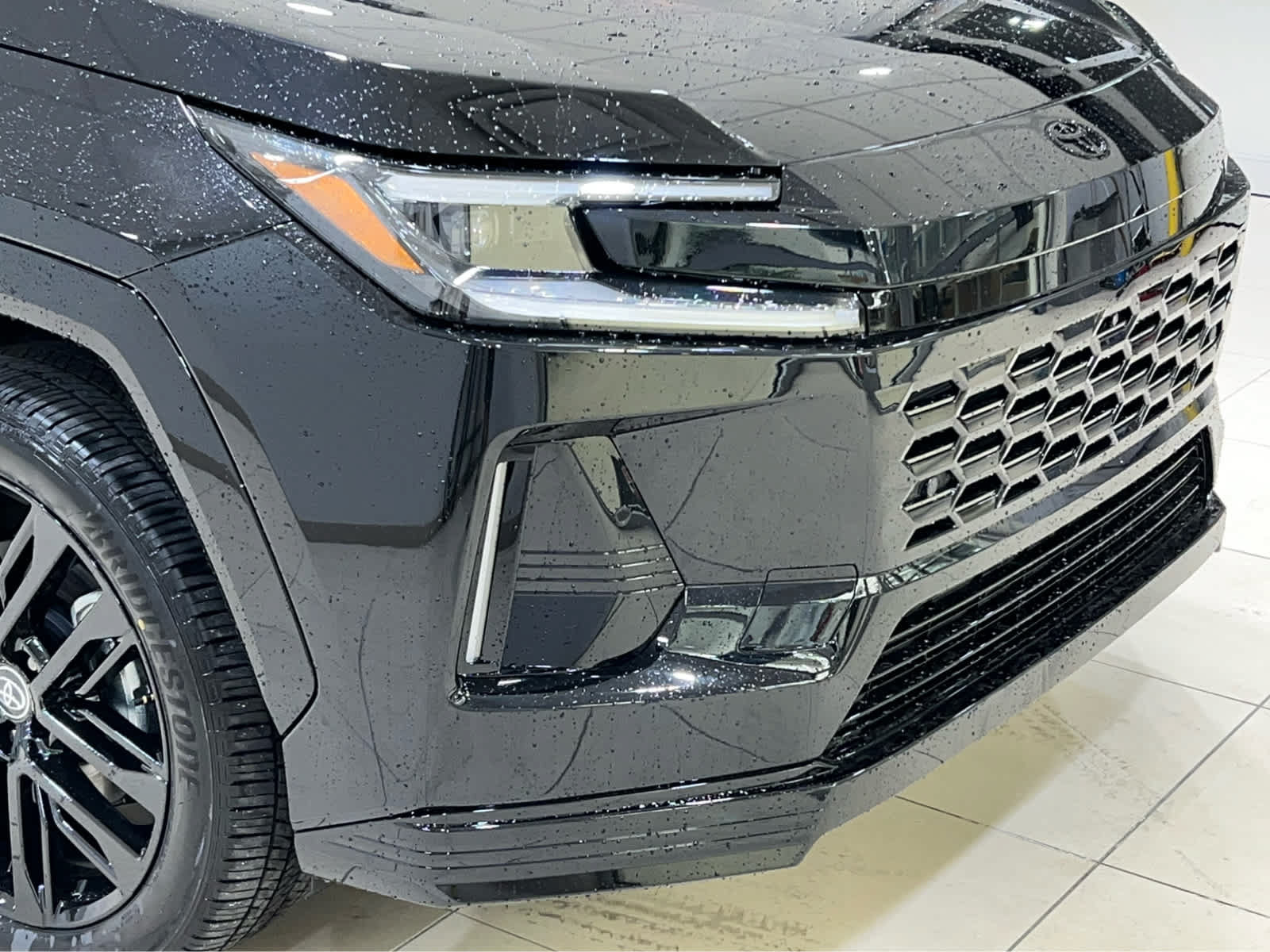 New 2026 Toyota RAV4 XSE AWD/4WD image 2