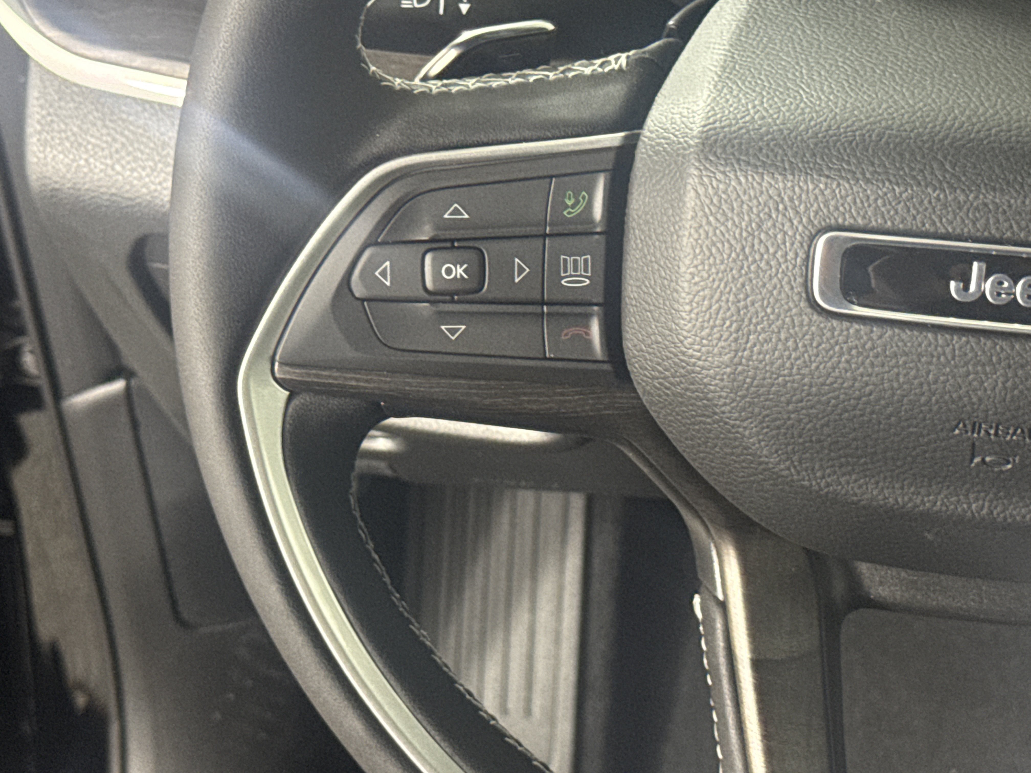 New 2027 Jeep Grand Cherokee 4WD image 17