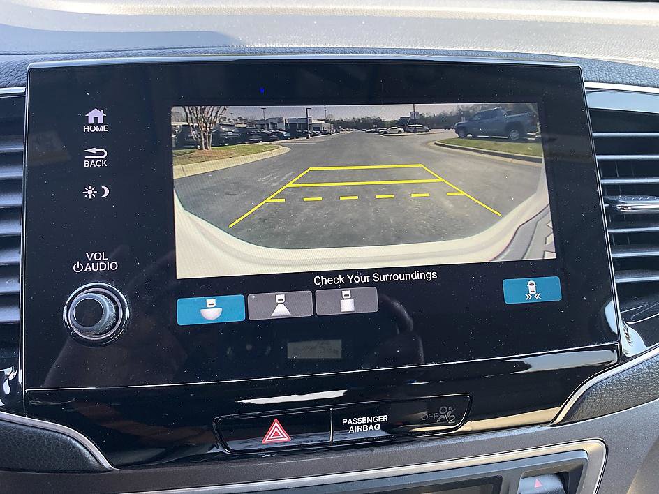 Used 2021 Honda Pilot EX image 16