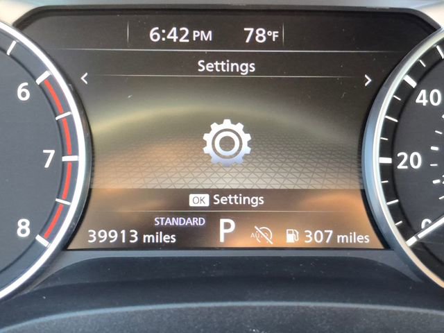 Used 2024 Nissan Rogue SV FWD image 11