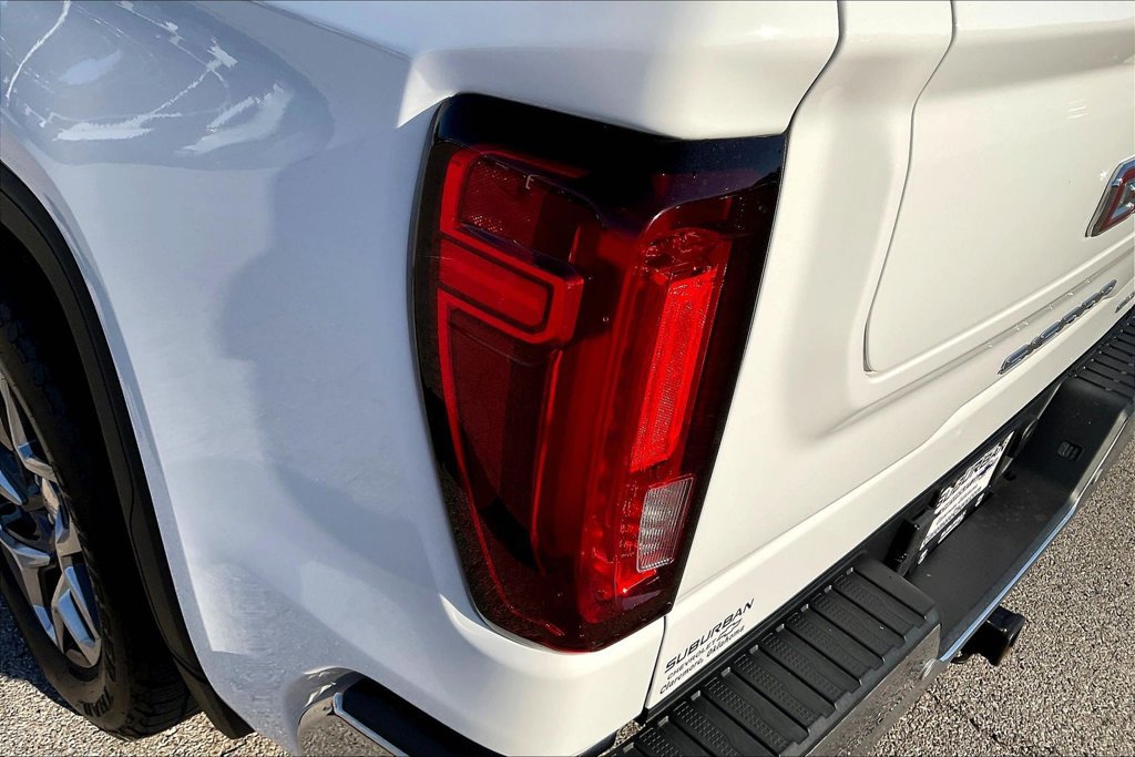 Used 2024 GMC Sierra 1500 SLT AWD/4WD image 28