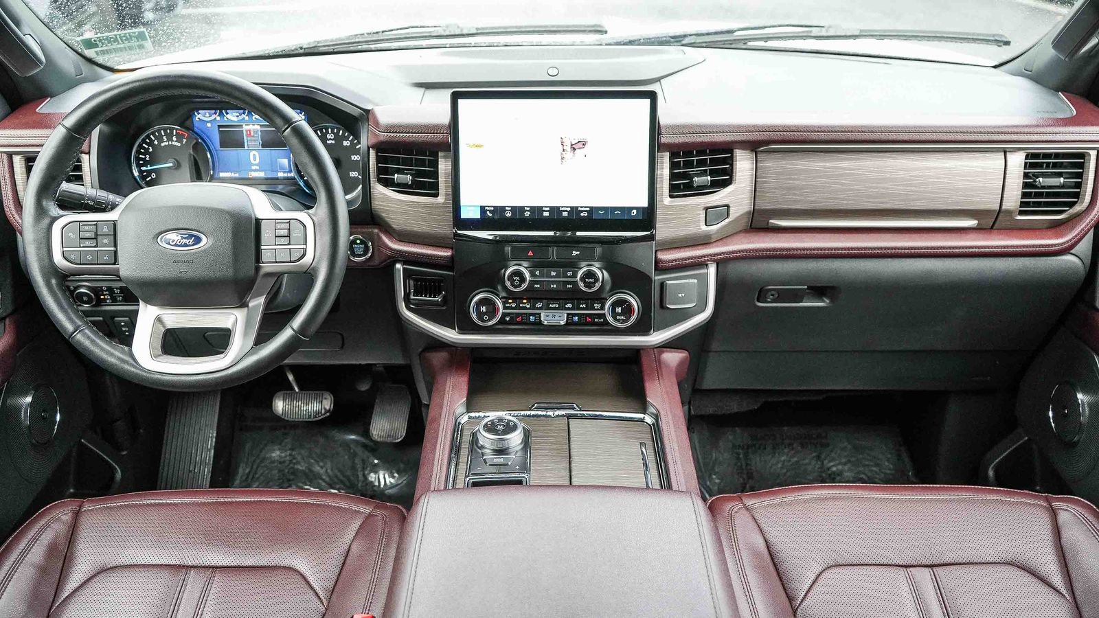 Used 2023 Ford Expedition Limited image 12