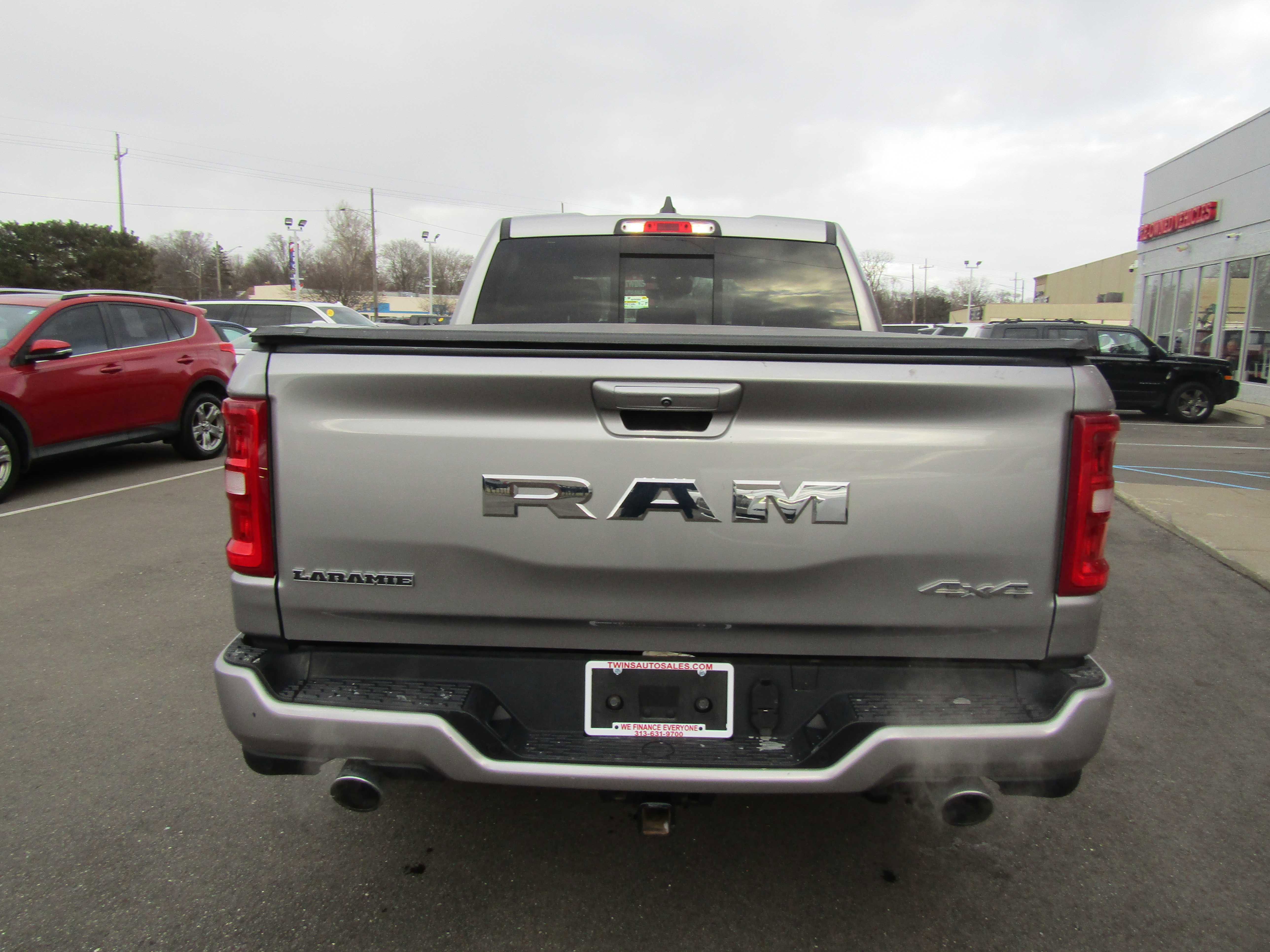 Used 2025 RAM 1500 Laramie w/ Sport Appearance Package image 7