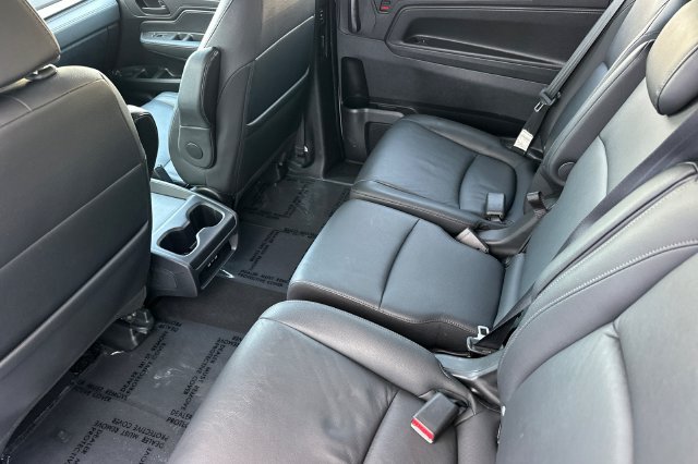 Used 2025 Honda Odyssey EX-L image 13