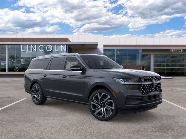 New 2026 Lincoln Navigator L Black Label AWD/4WD image 7