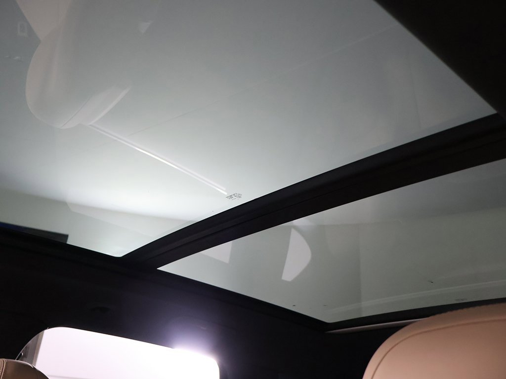 Used 2022 Porsche Cayenne image 27