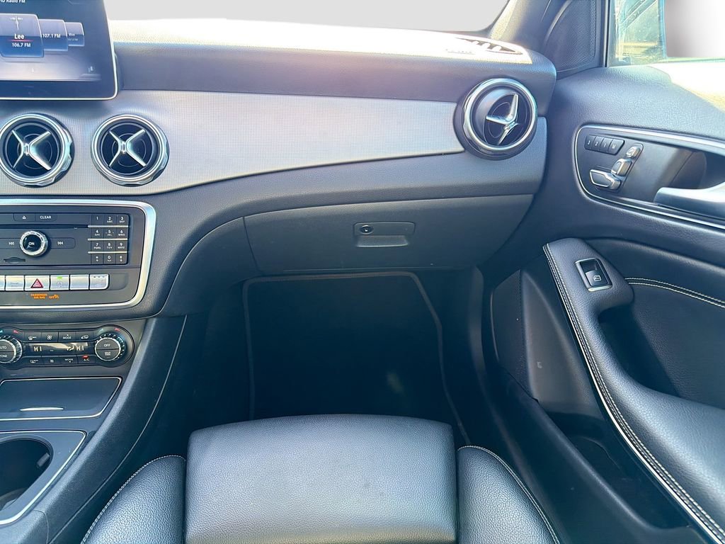 Used 2020 Mercedes-Benz GLA 250 GLA 250 image 19