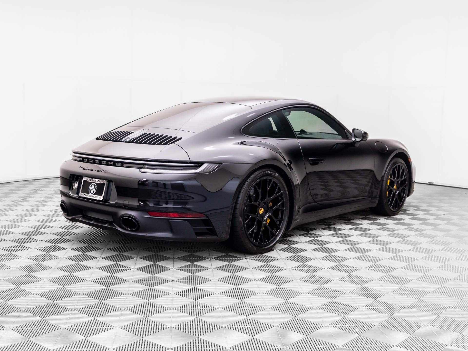 Used 2023 Porsche 911 Carrera GTS image 8