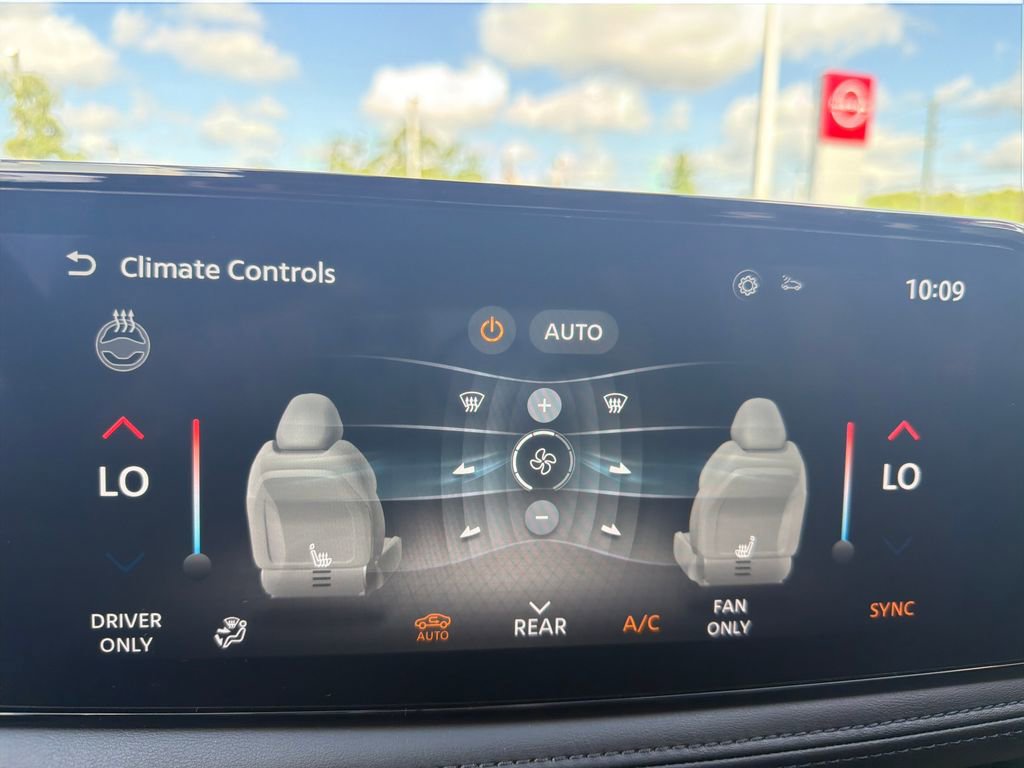 Certified 2024 Nissan Ariya AWD image 35