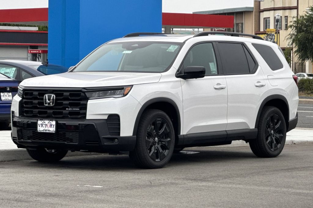 New 2026 Honda Pilot Black Edition image 8