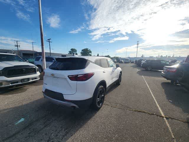 Used 2021 Chevrolet Blazer LT FWD image 13