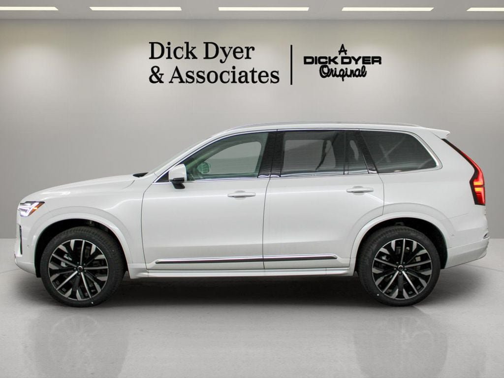 New 2026 Volvo XC90 B6 Ultra w/ Protection Package AWD/4WD image 7