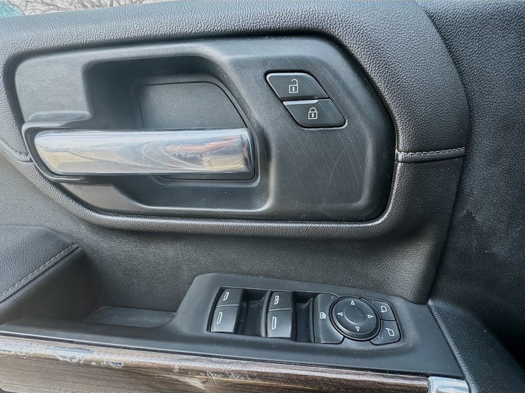 Used 2020 Chevrolet Silverado 2500 LT AWD/4WD image 21