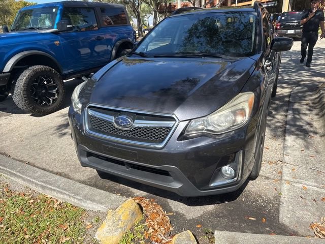 Used 2017 Subaru Crosstrek 2.0i Limited image 2