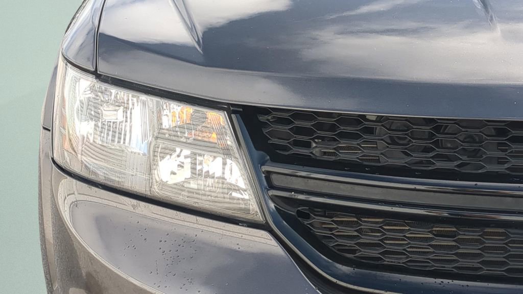 Used 2018 Dodge Journey Crossroad image 9