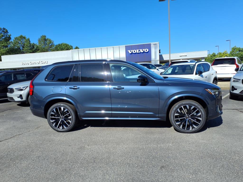 New 2026 Volvo XC90 B6 Ultra w/ Lounge Package image 2