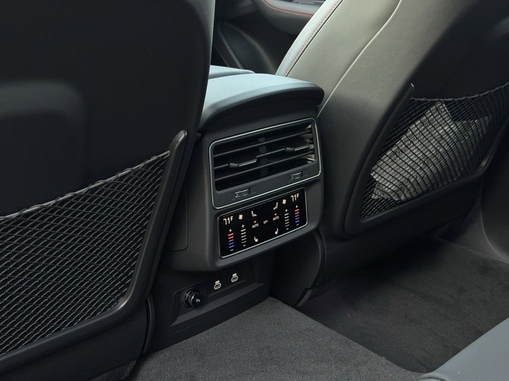 New 2025 Audi RS Q8 performance image 32