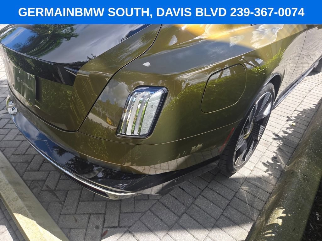 Used 2024 Rolls-Royce Spectre w/ Spectre Launch Package AWD/4WD image 15