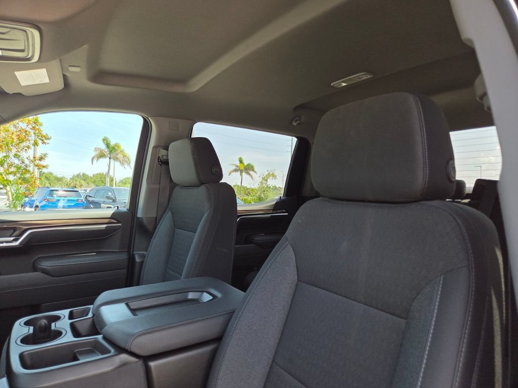 Used 2026 Chevrolet Silverado 1500 LT AWD/4WD image 26