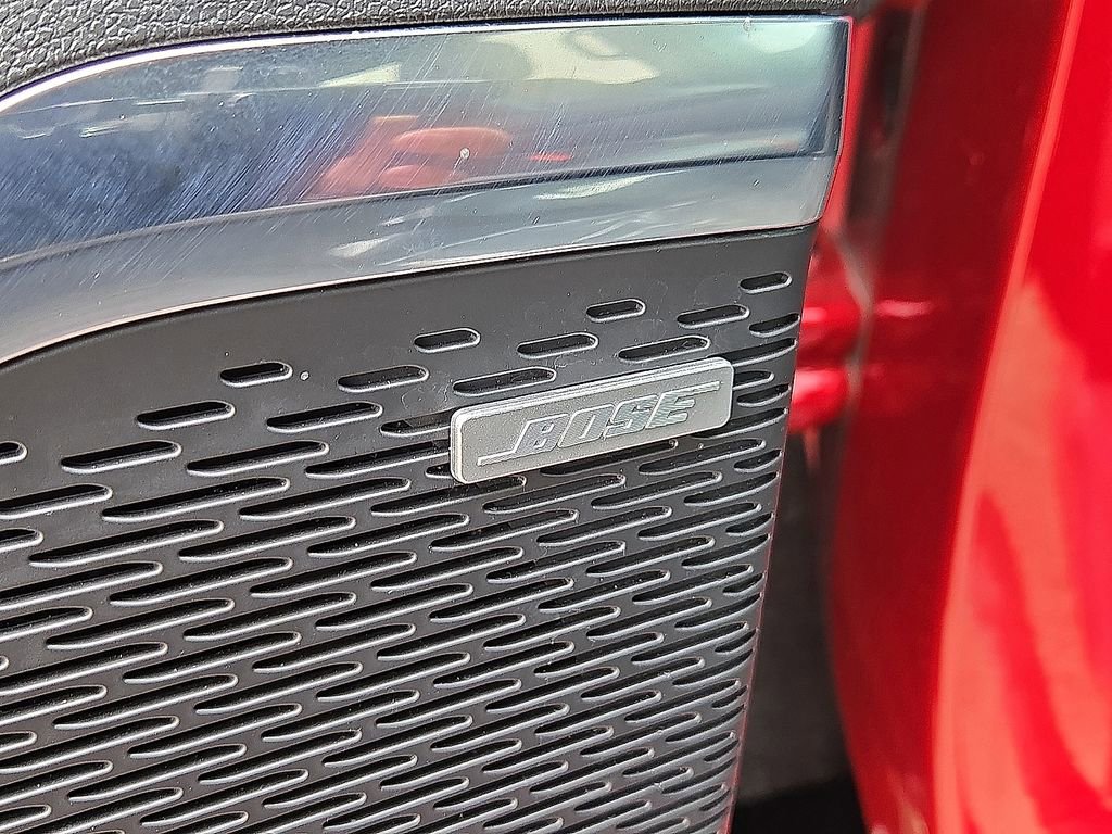 Used 2025 Chevrolet Traverse RS image 24