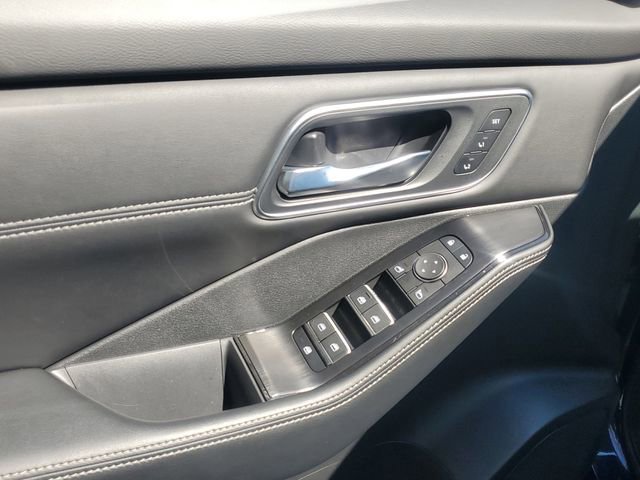 Certified 2025 Nissan Rogue Platinum w/ Tech Package image 13