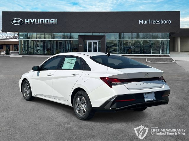 New 2026 Hyundai Elantra SE FWD image 7