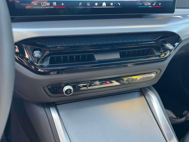 Used 2025 BMW M240i xDrive Coupe w/ Premium Package AWD/4WD image 15
