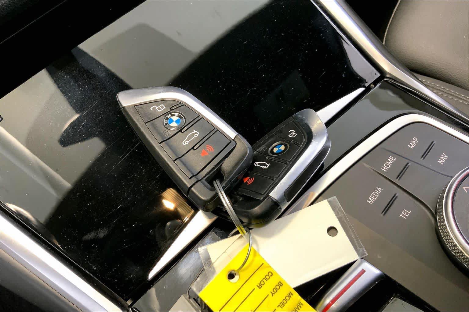 Used 2024 BMW i4 eDrive35 w/ Convenience Package RWD image 14
