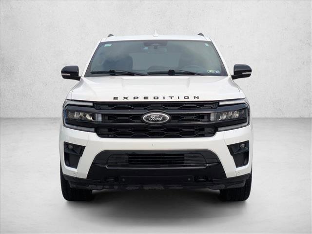Used 2022 Ford Expedition Max Limited image 2
