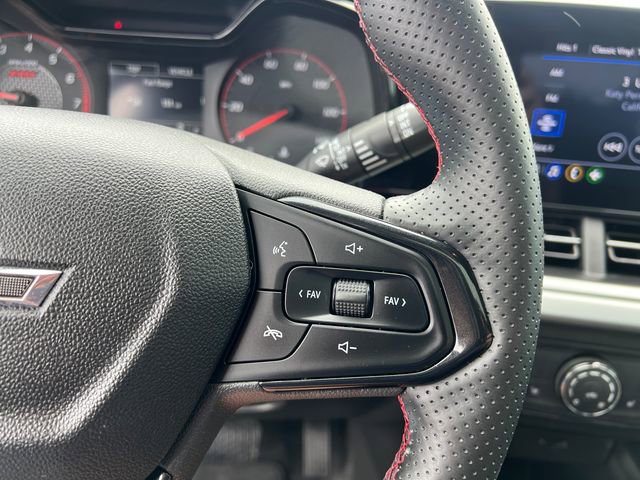 Used 2024 Chevrolet Trax RS w/ Sunroof Package FWD image 17