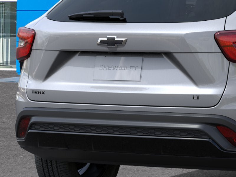 New 2026 Chevrolet Trax LT w/ Midnight Edition FWD image 14