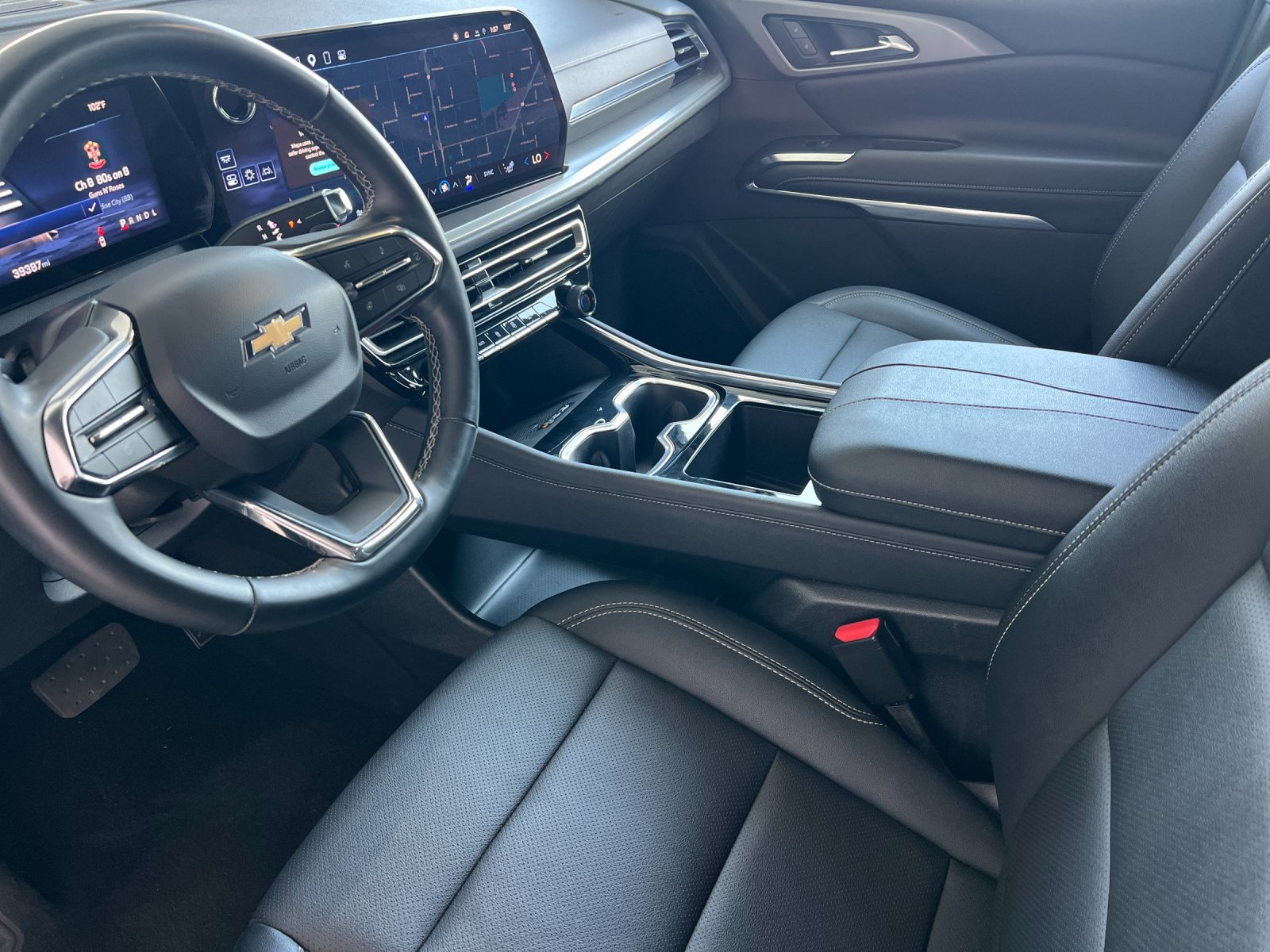 Used 2025 Chevrolet Traverse LT AWD/4WD image 10