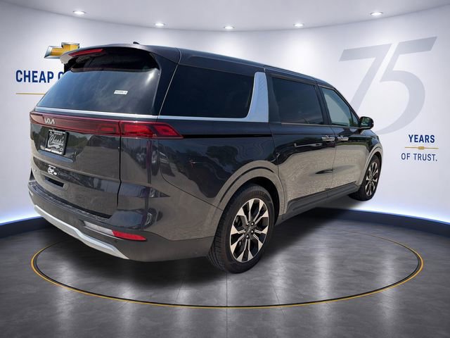 Used 2022 Kia Carnival EX FWD image 5