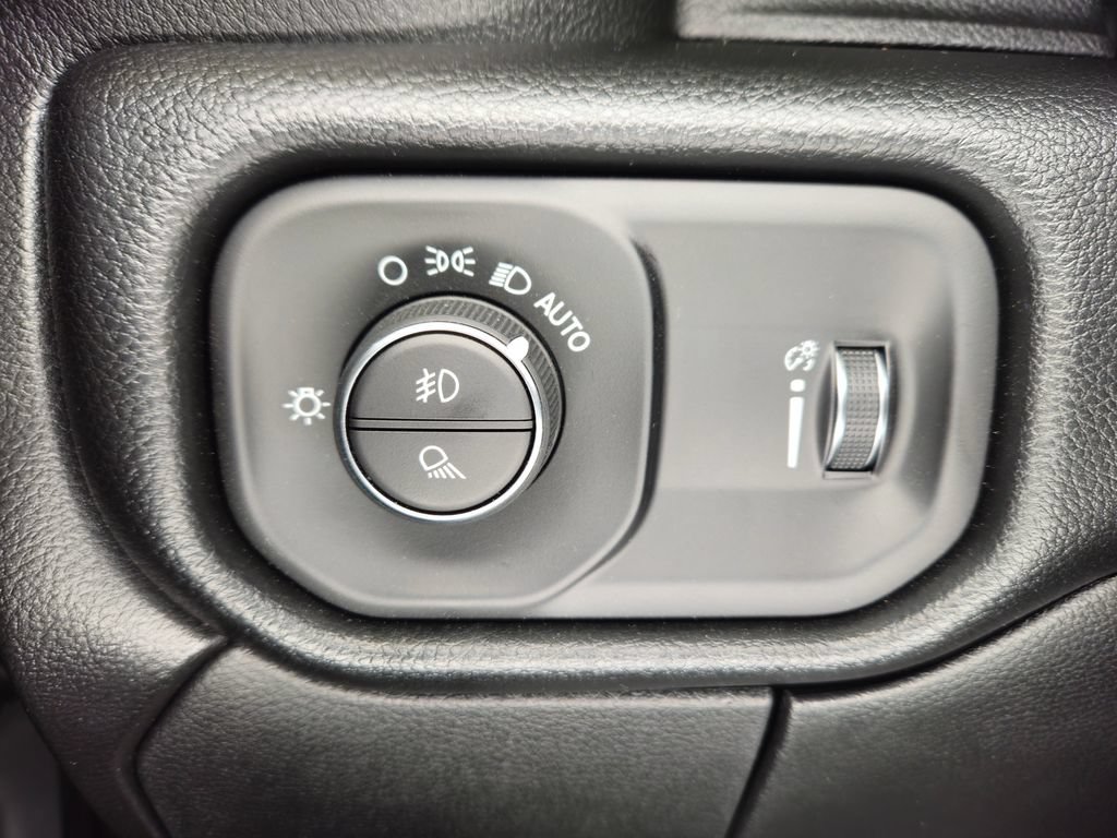 New 2026 RAM 2500 Tradesman AWD/4WD image 5