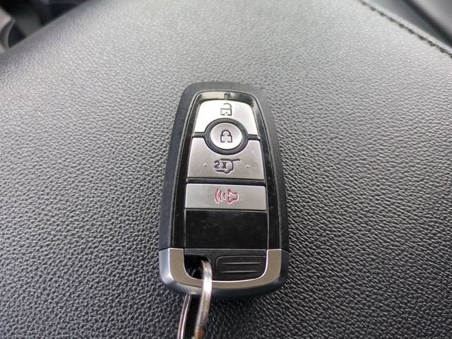 Used 2023 Ford Expedition XLT AWD/4WD image 35