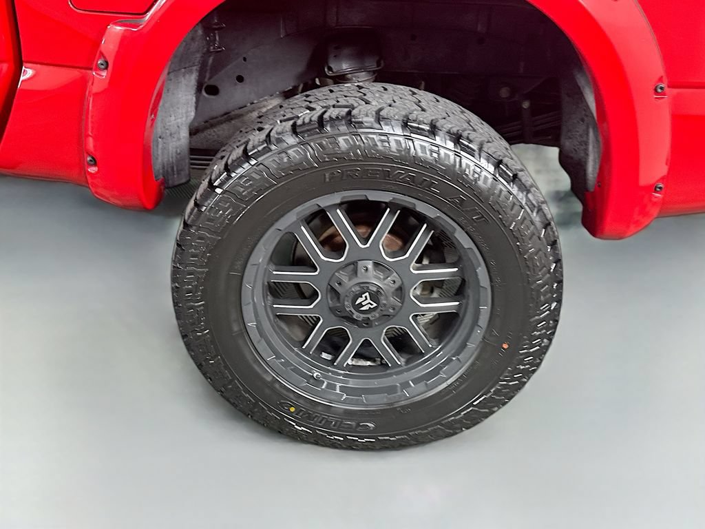 Certified 2021 Nissan Titan SV w/ SV Convenience Package AWD/4WD image 36