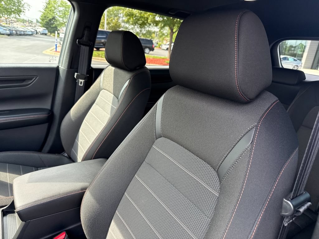 Certified 2025 Honda CR-V Sport image 12