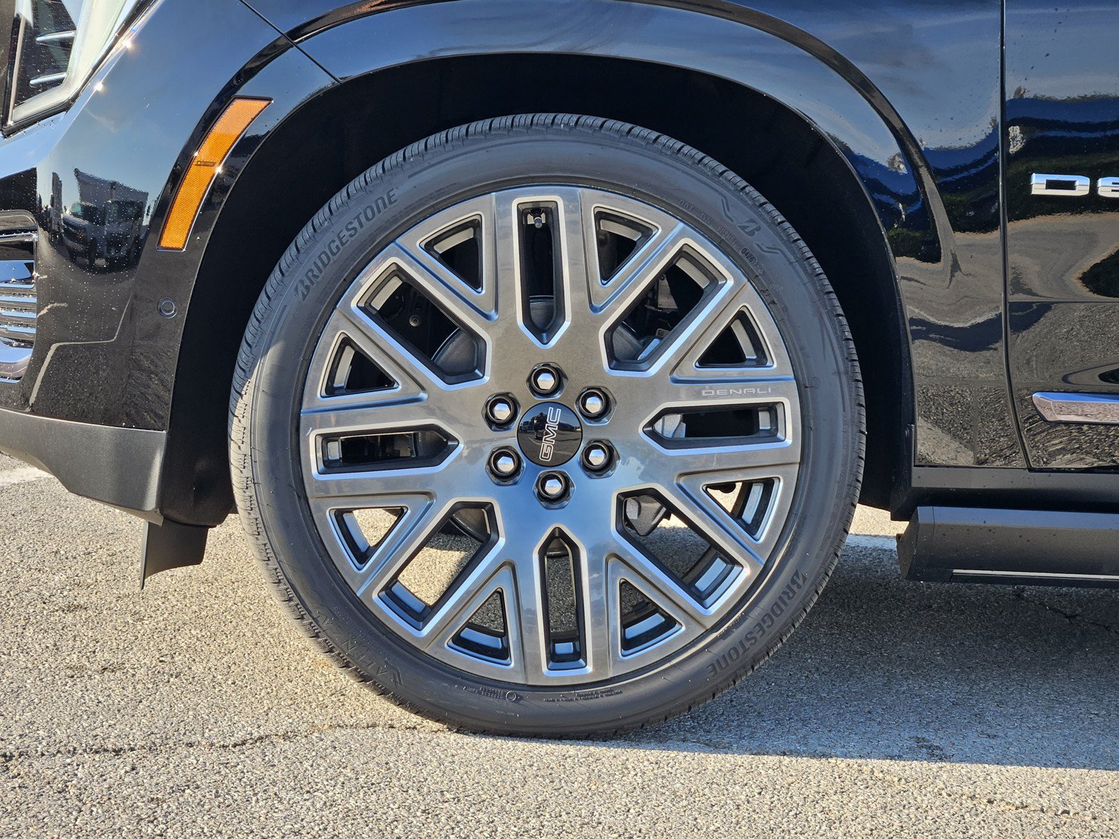 New 2027 GMC Yukon XL Denali Ultimate AWD/4WD image 7