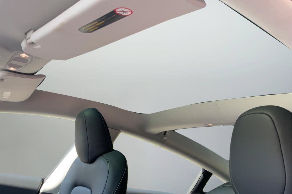 Used 2023 Tesla Model 3 Standard Range RWD image 17